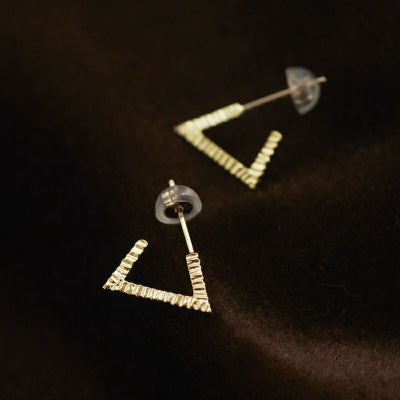 tovera narrow half ピアス -K10/Pt- | CASUCA